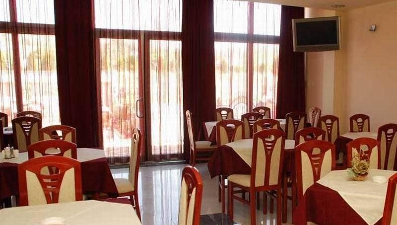 Hotel&Spamontenegro Rivijera فيليس المطعم الصورة